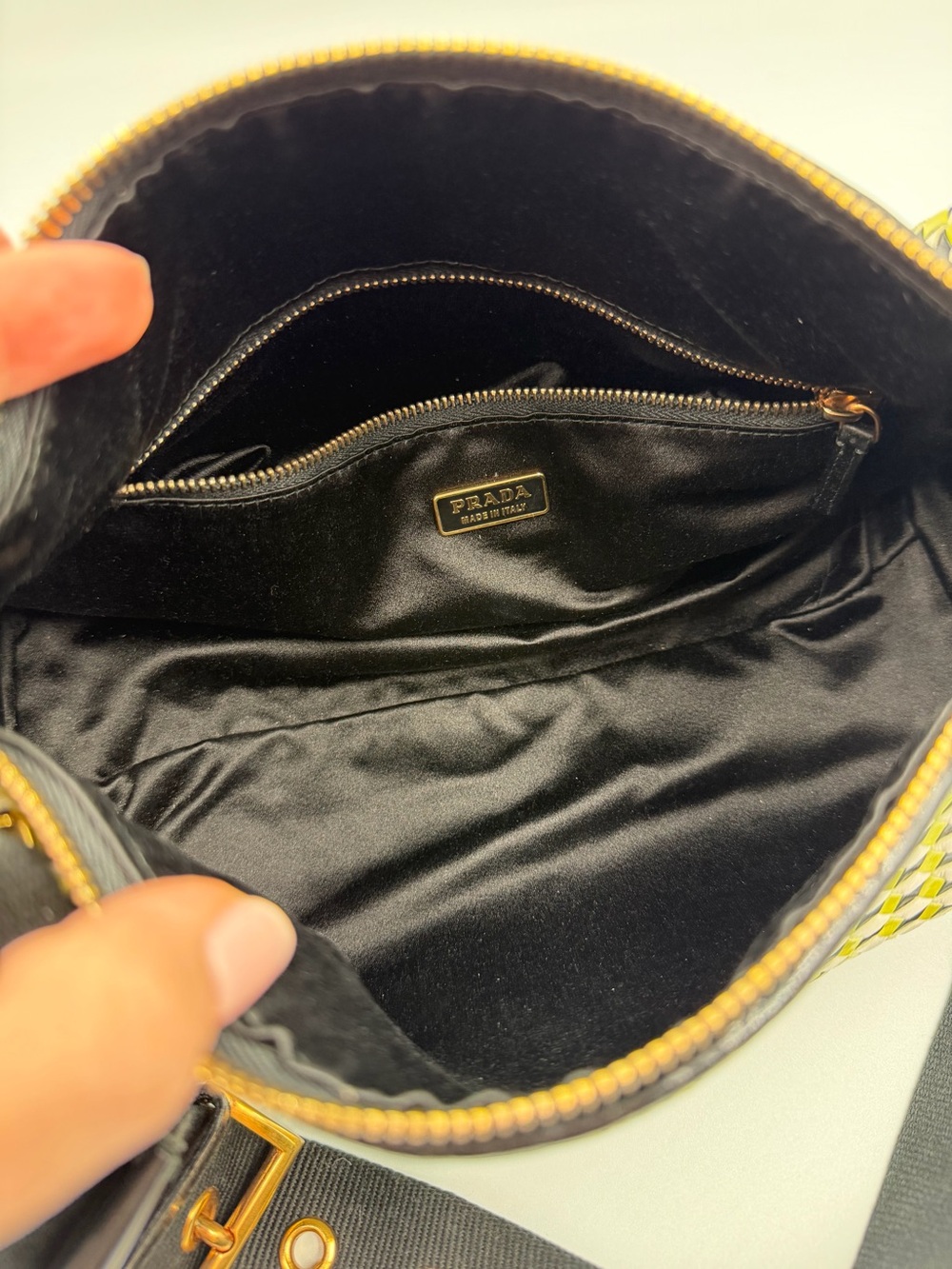 PRADA vintage perspective cubes shoulder bag - Picture 13 of 14